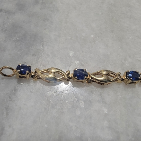 10kt Yellow Gold Blue Sapphire Stone Bracelet - Picture 2 of 12